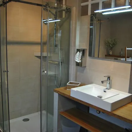 Appartement Le Calme Au Centre A 10 Minutes A Pied De La Croisette Et Des Plages